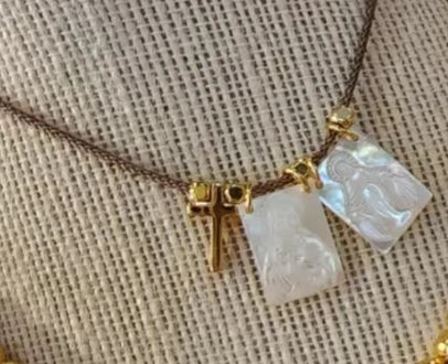 Delicate Cross Pendant Necklaces Shell Jesus Religious Confirmed Memories Jewelr Women's Accessoriessteel Jewelry Wholesale
