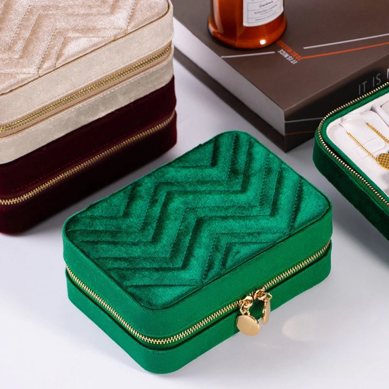 Wholesale Portable Jewelry Organizer Box for Necklace Pendant Earrings Ring Travel Jewelry Case Storage Premium Anti Tangle