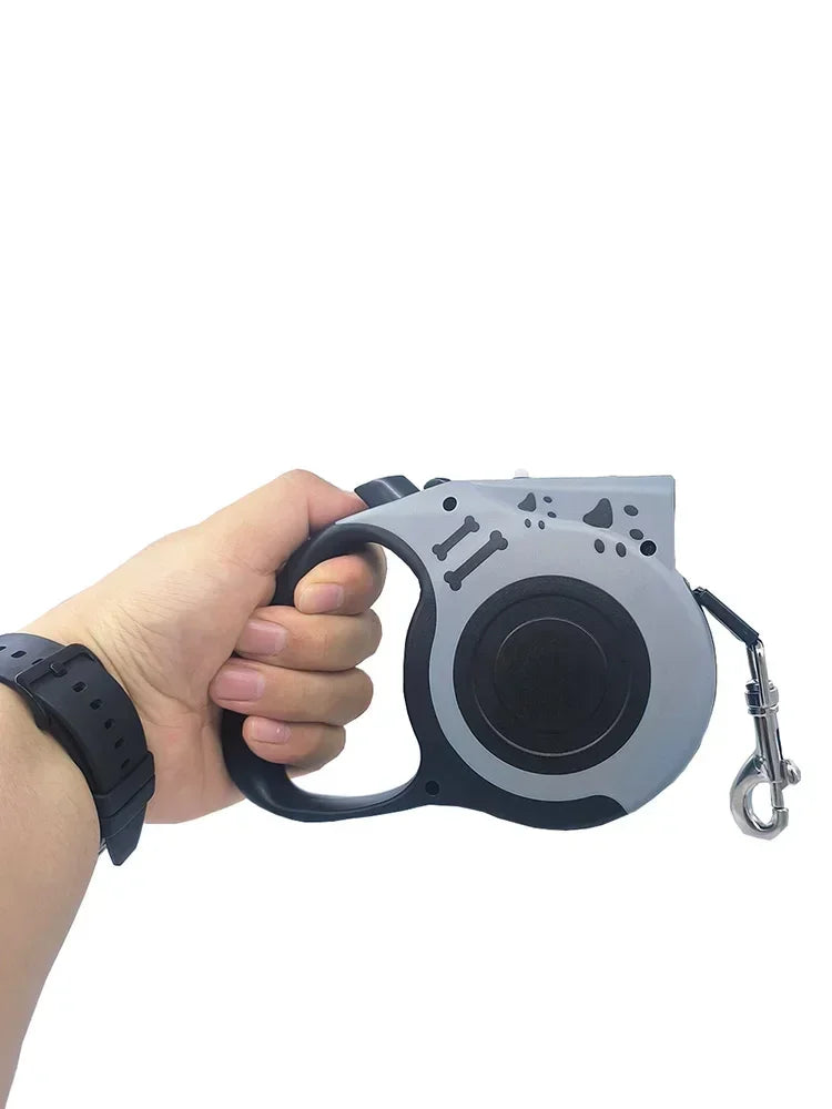 Durable Nylon Automatic Retractable Dog Leash LED Flashlight Night Glowing Design Outdoor Walking Pet Leash Dog Daily Supplies